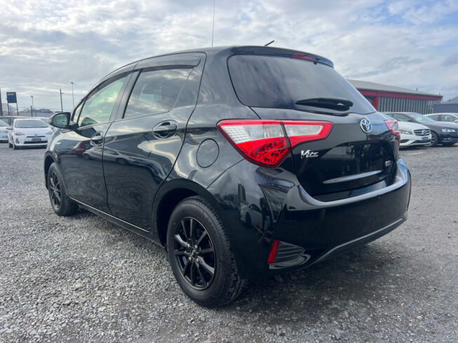 2017 Toyota Vitz Hybrid – Alloy Wheels image 291505