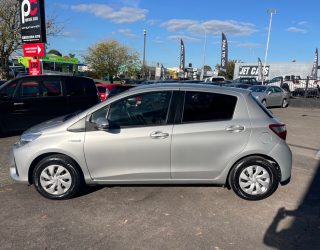 2017 Toyota Vitz Hybrid F image 285175