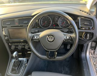 2013 Volkswagen Golf TSI Highline Blue Motion 1.4L image 285971