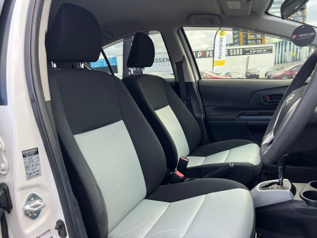 2013 Toyota Aqua S Model/ Push Start image 285918