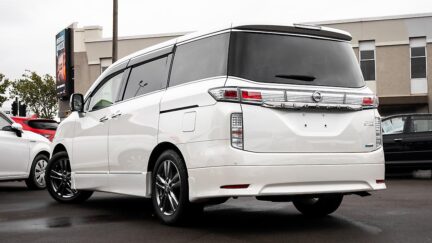 Nissan Elgrand Highway Star, 360 camera, parking sensor image 312938