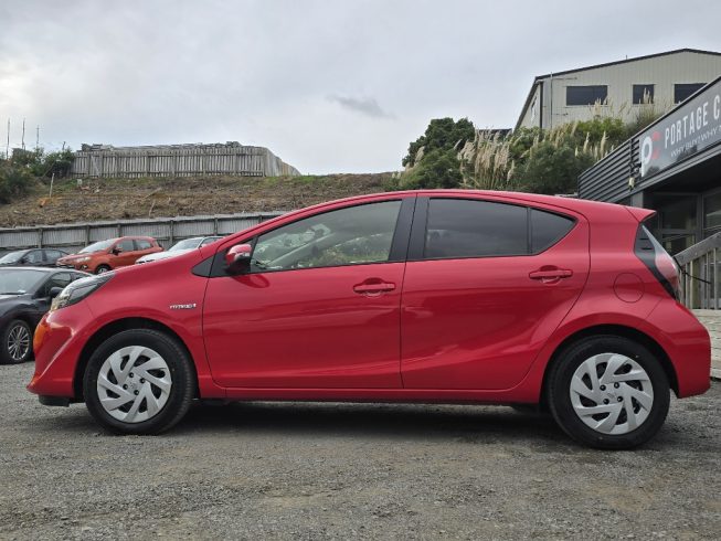 2017 Toyota Aqua G Model/ Push Start/ Cruise Control/ Reverse Camera image 286272