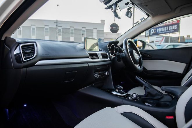 2014 Mazda Axela S L-PKG/Window Tints image 286609