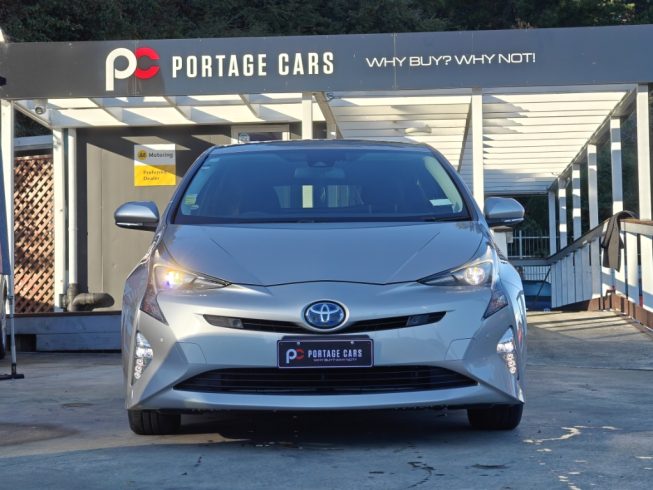2017 Toyota Prius S Safety Plus image 287023