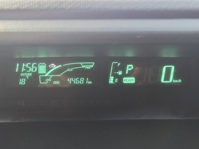 2012 Toyota Aqua G Model/ Push Start/ Reverse Camera/ Steering Wheel Controls image 285749