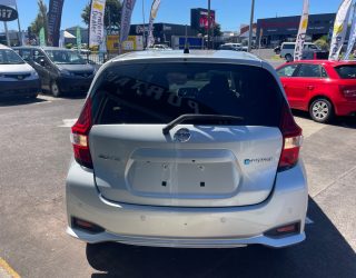 2017 Nissan Note E-Power X image 276581