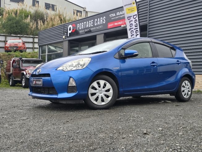 2013 Toyota Aqua S MODEL PUSH BUTTON START R/CAMERA image 284020