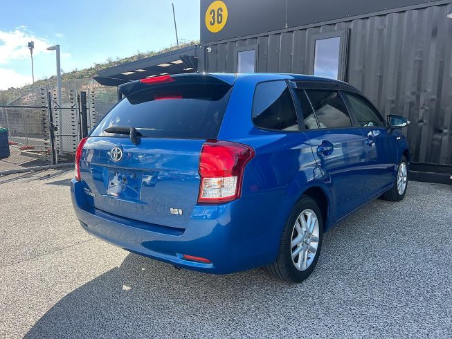 2014 Toyota Corolla Fielder Hybrid G/ Push Start/ Reverse Camera image 285103