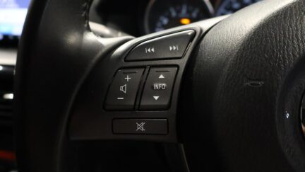 Mazda Cx-5 20S/ Steering Wheel Controls/ Reverse Camera image 306394