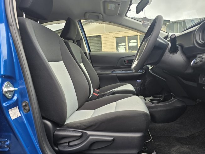 2013 Toyota Aqua S MODEL PUSH BUTTON START R/CAMERA image 284023