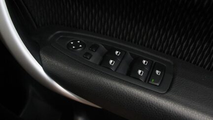 Bmw 116i Low KMS image 307545