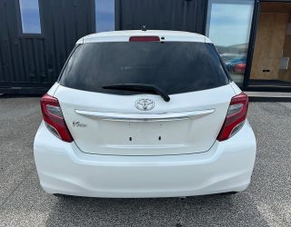 2015 Toyota Vitz 1.3F Smart Style/ Push Start/ Nice Interior image 285144