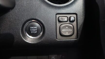 Toyota Spade F Model/ Reverse Camera/ Passenger Electric Slide Door image 310682