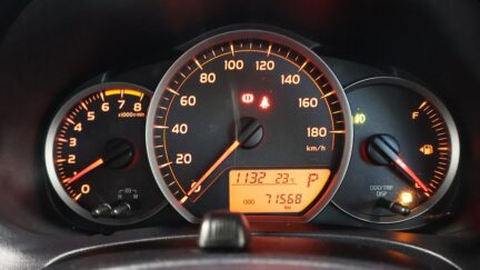 Toyota Vitz Alloy Wheels, Heated Seats image 311976