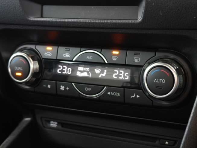 2014 Mazda Axela Sports 20S Touring, Body Kit image 286752