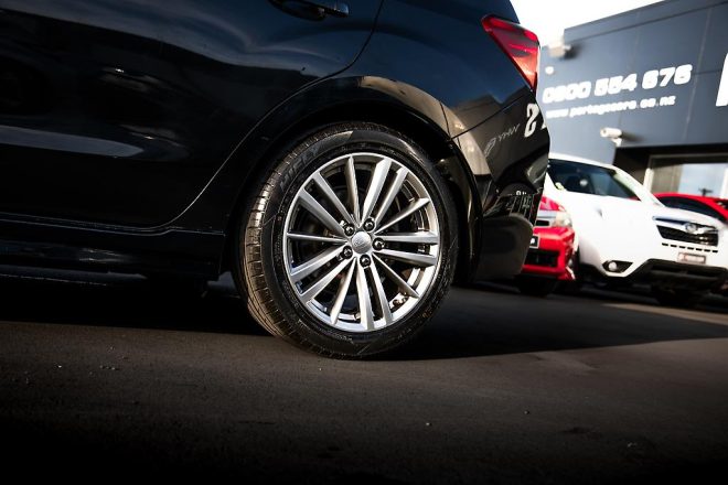 2012 Subaru Impreza Sport 2.0i-S Eyesight AWD Leather trim image 284502