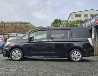 2012 Honda Step Wagon Z HDD Navi Edition image 285847