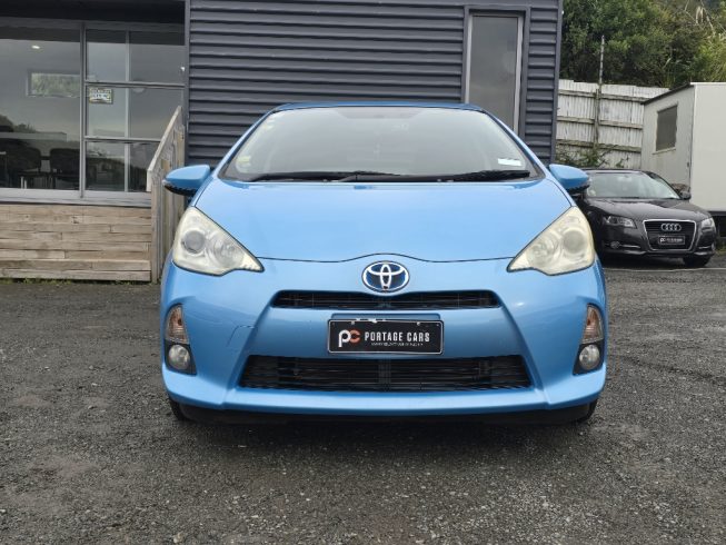2012 Toyota Aqua S Model/ Low Kms / Push Button Start image 285079