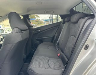 2017 Toyota Prius E Model/ Steering Wheel Controls/ Push Start image 277107