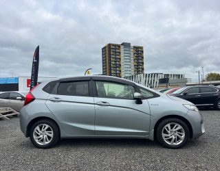 2013 Honda Fit Hybrid L Package image 285306