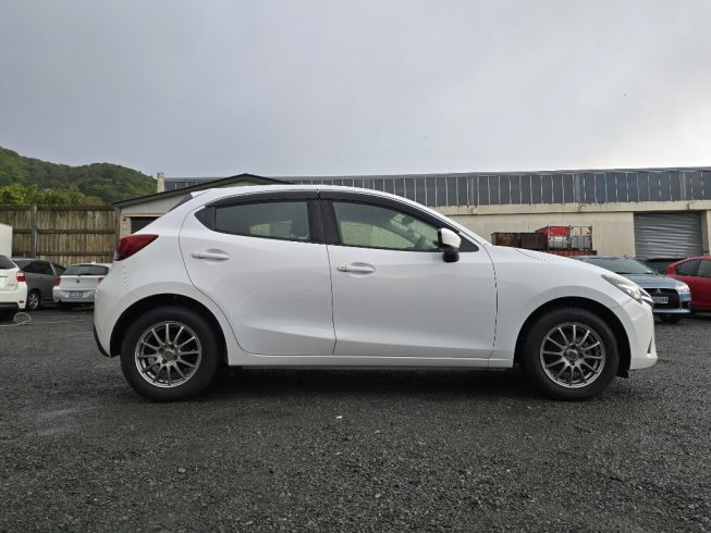 2016 Mazda Demio 13C image 286514