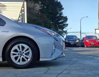 2017 Toyota Prius S Safety Plus image 287010