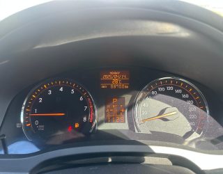 2012 Toyota Avensis Wagon Xi/ Paddle Shift/ Steering Wheel Controls image 285221