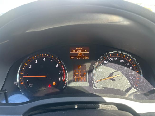 2012 Toyota Avensis Wagon Xi/ Paddle Shift/ Steering Wheel Controls image 285221