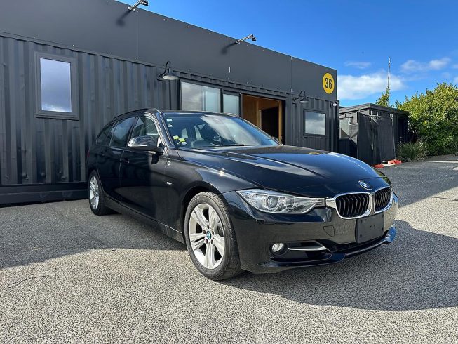 2013 Bmw 320i Touring Sport/ Reverse Camera/ Paddle Shift/ Steering Controls image 277282