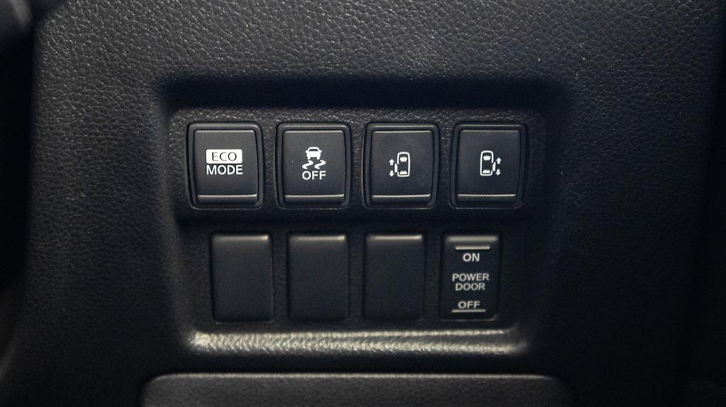 Nissan Elgrand Highway Star, 360 camera, parking sensor image 312802