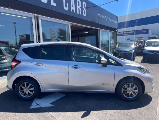 2017 Nissan Note E-Power X image 276579