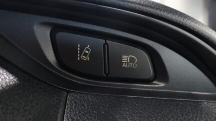 Toyota Vitz Hybrid – Alloy Wheels image 313250