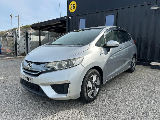 2013 Honda Fit Hybrid F-Package **Low KMS** image 275470