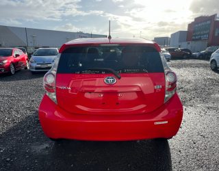 2012 Toyota Aqua S Model/ Low Kms / Push Button Start image 286910