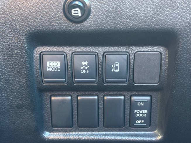 2012 Nissan Elgrand Highway Star 2.5ltr image 285659