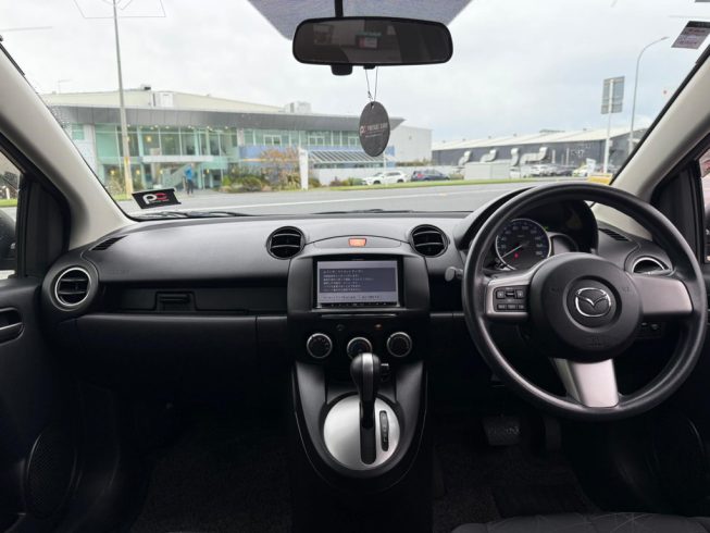 2012 Mazda Demio 13S Skyactiv image 286651