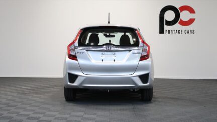 Honda Fit Hybrid F-Package image 317820