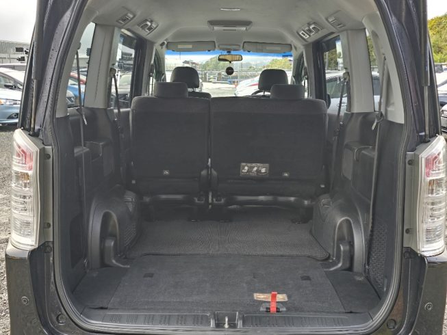 2012 Honda Step Wagon Z HDD Navi Edition image 285859