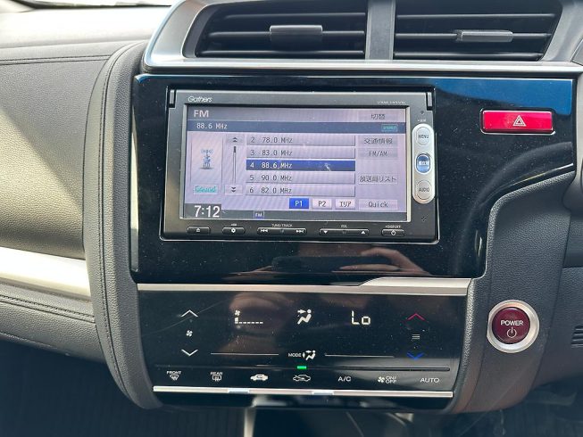 2013 Honda Fit Hybrid F-Package **Low KMS** image 275484