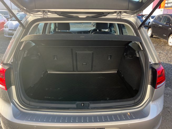 2013 Volkswagen Golf TSI Highline Blue Motion 1.4L image 285969