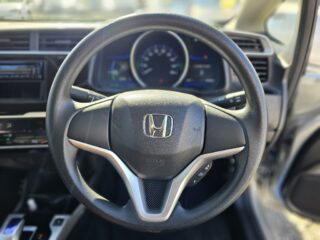 2014 Honda Fit Hybrid F-Package image 298092