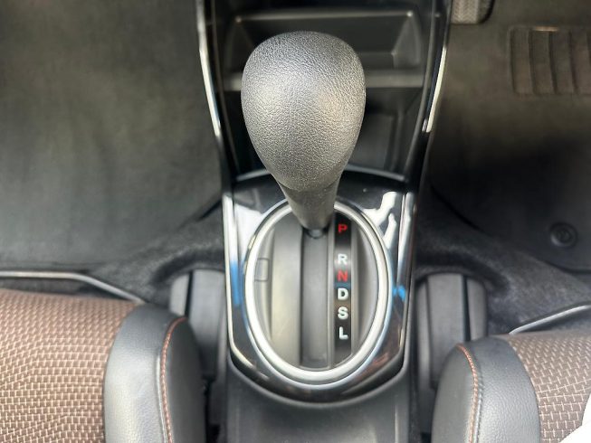 2012 Honda Fit Shuttle Hybrid image 284578