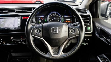 Honda Grace Hybrid LX image 303869