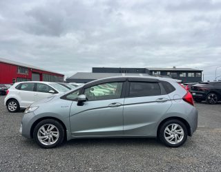 2013 Honda Fit Hybrid L Package image 285310