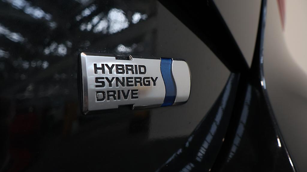 Toyota Vitz Hybrid – Alloy Wheels image 313249