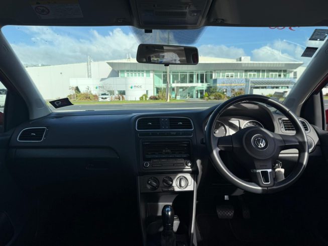 2013 Volkswagen Polo TSI Comfortline Blue Motion image 285347