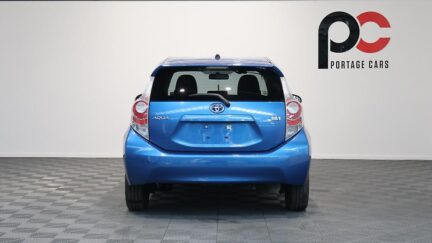 Toyota Aqua S MODEL PUSH BUTTON START R/CAMERA image 313310