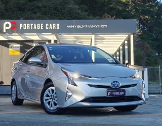2017 Toyota Prius S Safety Plus image 287004