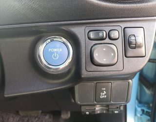 2014 Toyota Aqua Push Start/ Reverse Camera/ Heated Seats image 286938