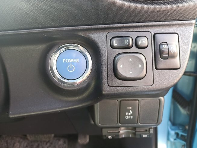 2014 Toyota Aqua Push Start/ Reverse Camera/ Heated Seats image 286938